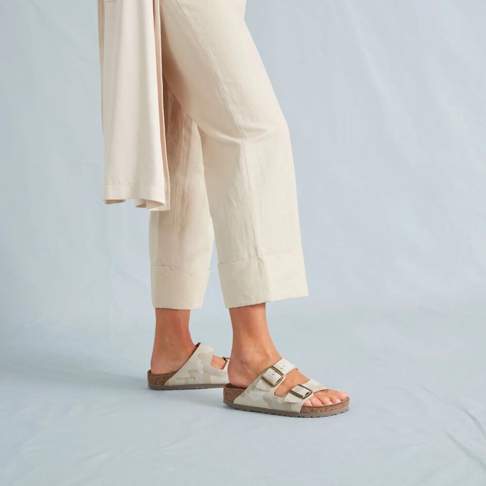 Birkenstock Arizona Sandals - Picture 2 of 13